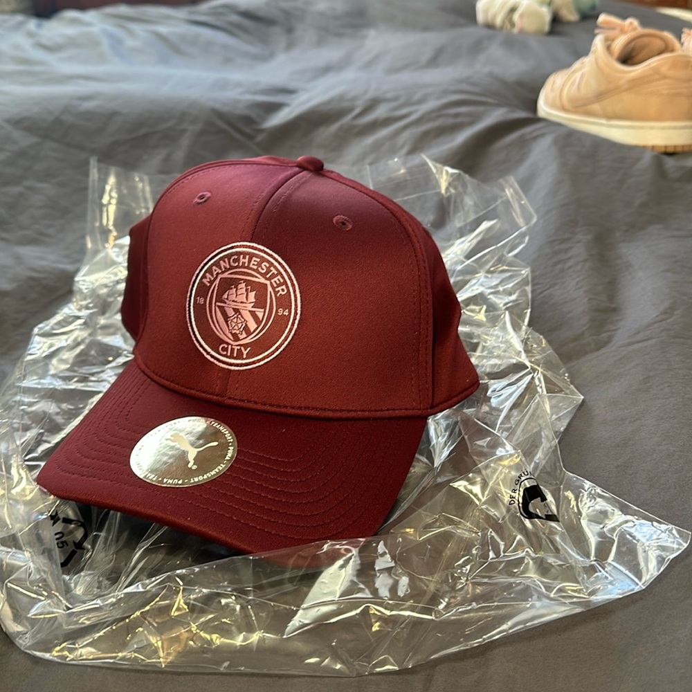 Brand New!! Puma Manchester City adjustable hat